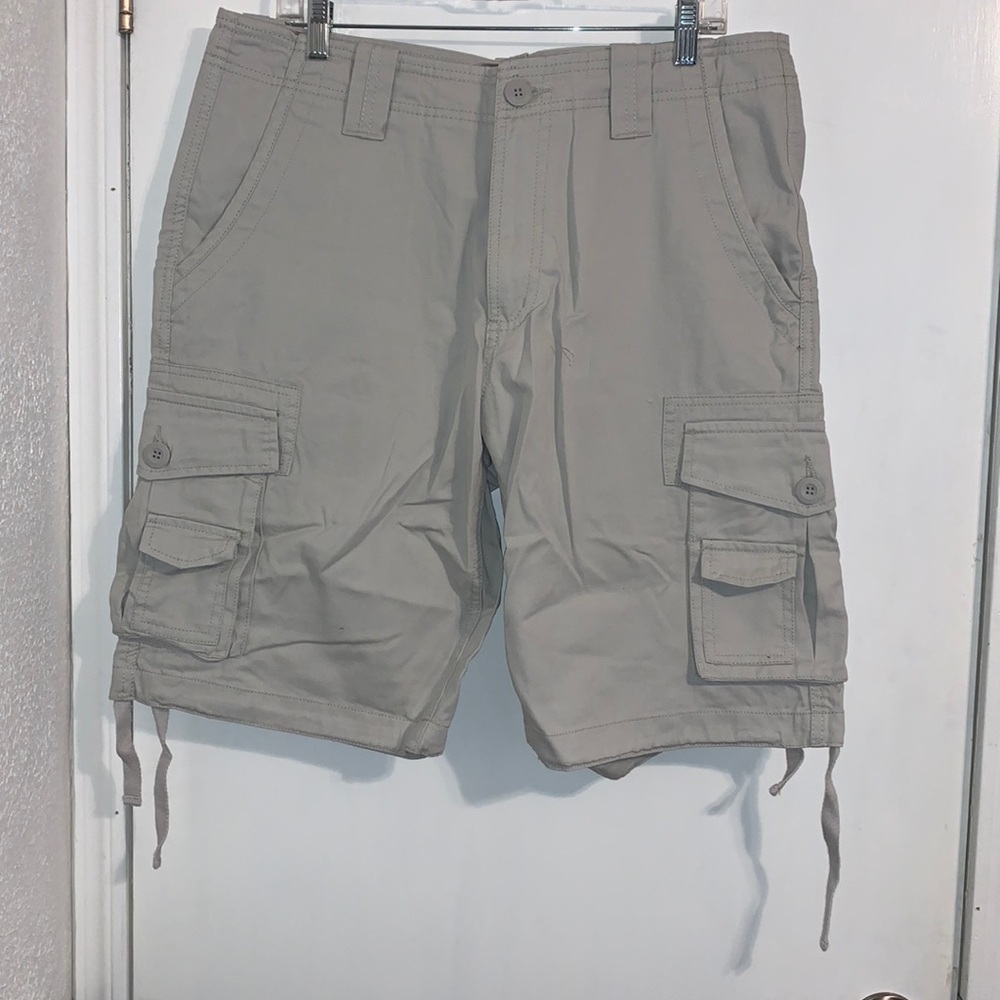 Matchstick cargo shorts multi pocketed